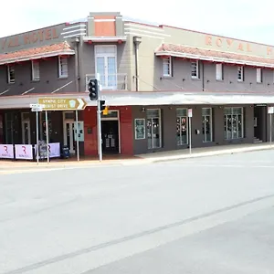 the-royal-hotel.queenslandhotels.net/