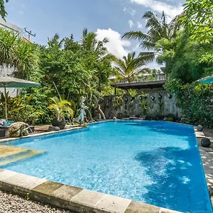 gita-maha-hotel.ubudhotelsnow.com/