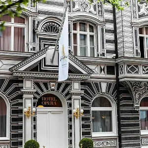 Opera Otel Münih